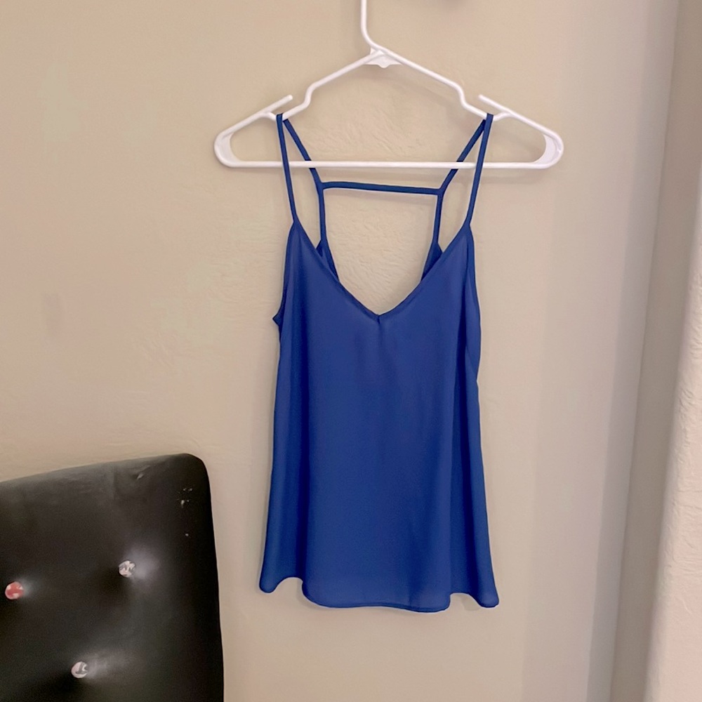 Women’s medium blue tank top